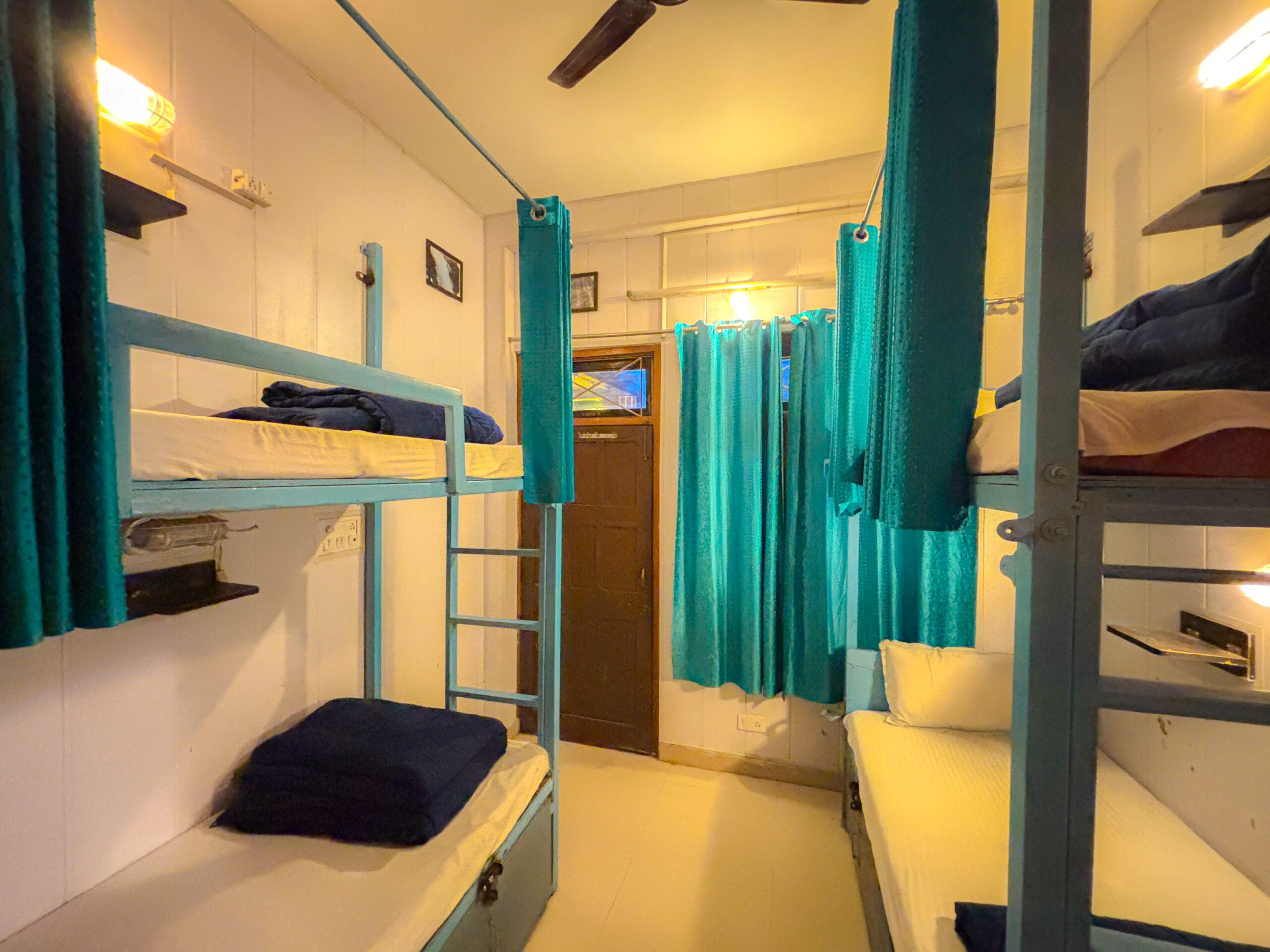 Hostels Near Rishikesh's Adventure Spots: Why Tapovan is Ideal