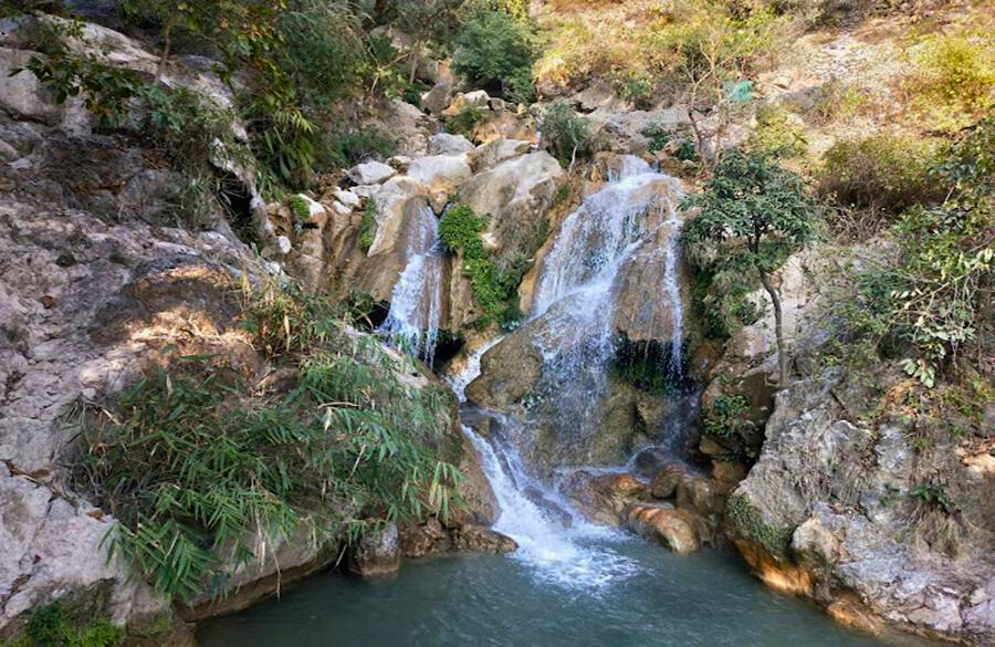 Garud Chatti Waterfall Trek- Trekking in Rishikesh