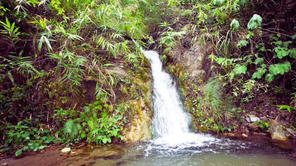 Garud Chatti Village