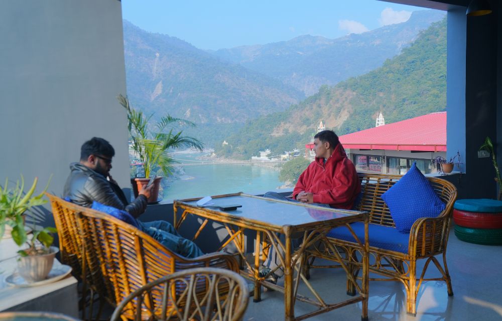 Riverside Hotels in Rishikesh